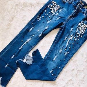 Mahón, con detalles en perlas/ pearls jeans